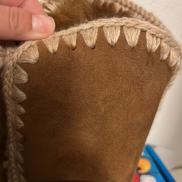 Euc mou worn twice size 8 or euro 39 PRICE FIRM🥰 - Picture 5 of 5